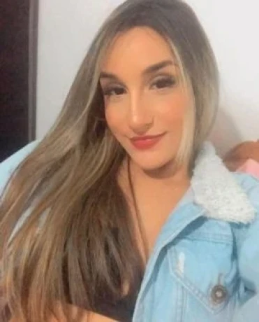 Fernanda Gomes — 5 / 6