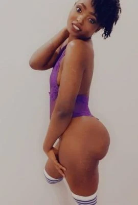 Giella, Escort, Riyadh