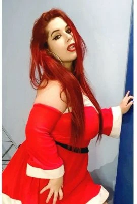Female Escort — 2 / 5