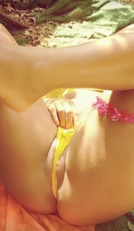 Amora Lins — 5 / 6