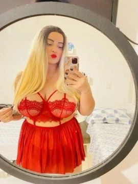 Gabriela Kamila — 8 / 9