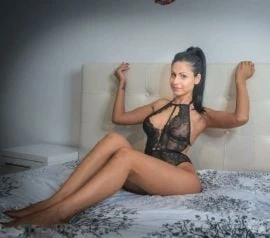 Female Escort — 4 / 5