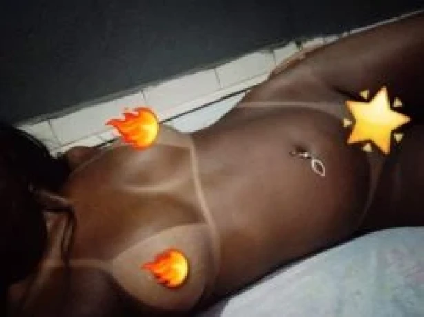 Andressa Souza — 8 / 9