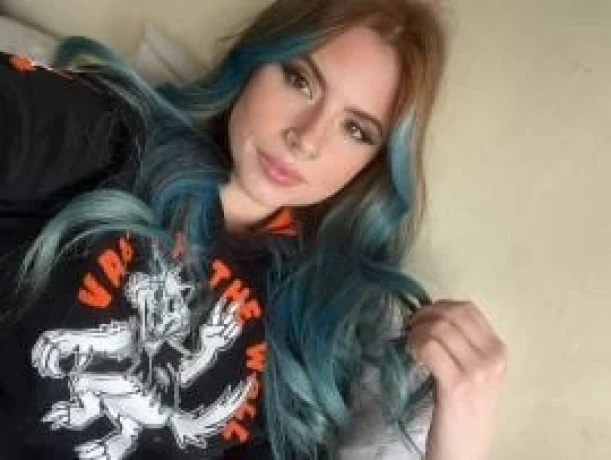 Amber Alena — 6 / 9