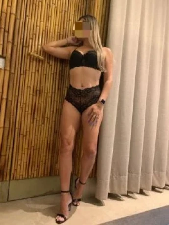 Luísa Mell — 8 / 9