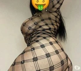 Female Escort — 2 / 3