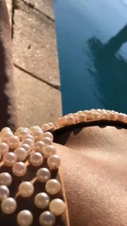 Amora Keller — 4 / 9