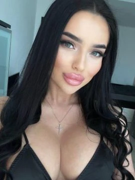 Rianna — 6 / 8
