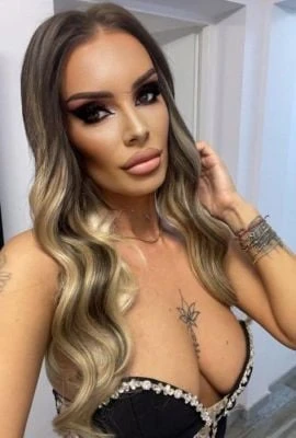 Roxana, Escort, Munich