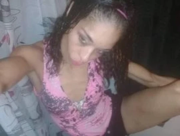 Poliana Freitas — 4 / 5