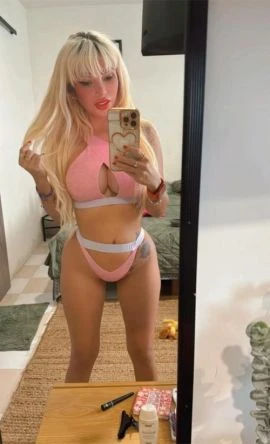 Manuella Brazil — 5 / 8
