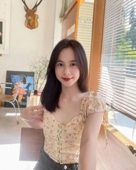 Monica — 7 / 8