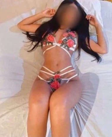 Nicole Santos — 4 / 5