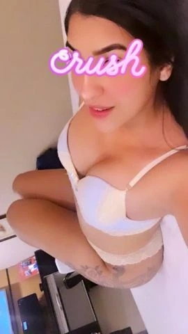 Kendra Ferrety — 3 / 5