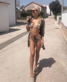 Elizabeth Edgar, Escort, London