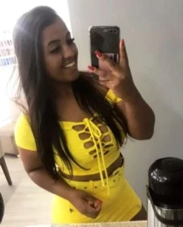 Cléo Machado — 3 / 5