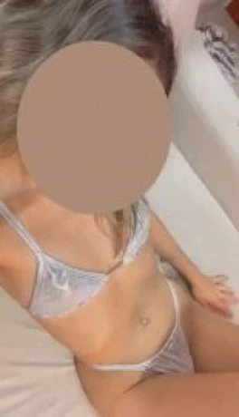 Alicy Bhastos — 1 / 5