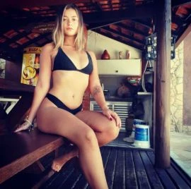 Roberta Oliveira — 4 / 8