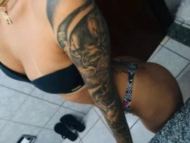 Renata Andrade — 8 / 9