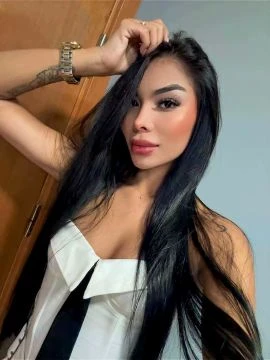 Jazmin — 5 / 9