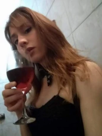 Yasmin Deva — 5 / 9