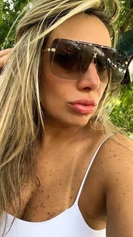 Eduarda — 8 / 9