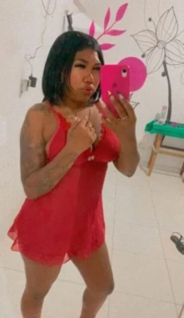 Nikole Santos — 2 / 4