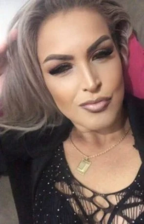 Lu Albuquerque — 7 / 8