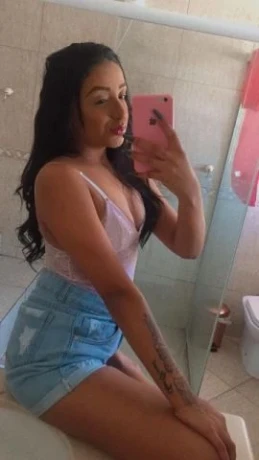 Gabriella Muniz — 4 / 5