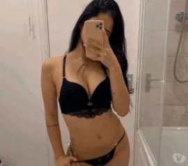 Female Escort — 2 / 3