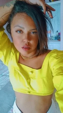 Amanda Nóbrega — 3 / 4