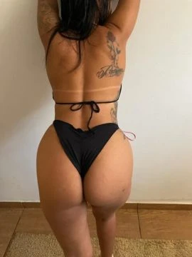Lara Mendonça — 2 / 4