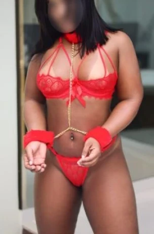 Kelly Costa — 5 / 6