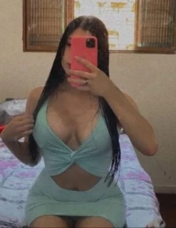 Aylla Knevitz — 4 / 5