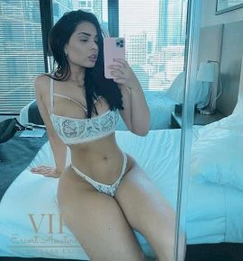 Pamela — 4 / 6