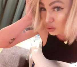 Female Escort — 6 / 9