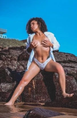 Elizabeth Rocha, Escort, Pernambuco