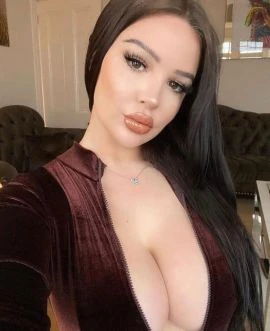 Brittany Juliet — 3 / 5