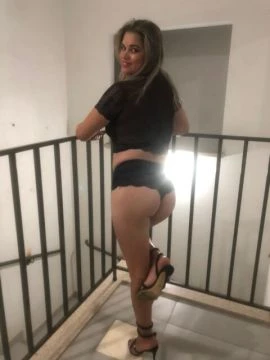 Sabrina Miller — 3 / 5