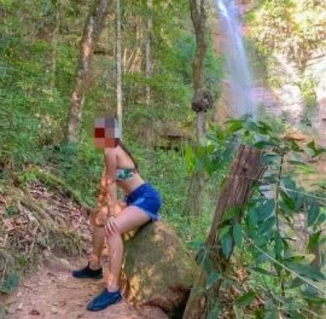 Alana Bueno — 2 / 4