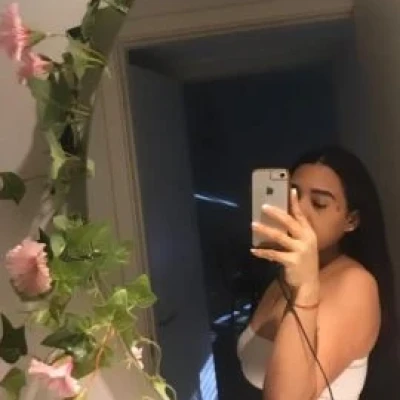 Renata, Escort, Prado