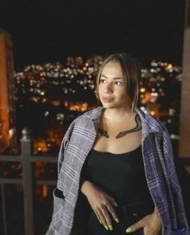 Avelina — 3 / 5
