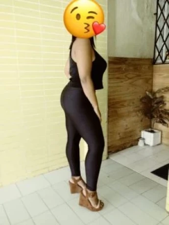 Milena Carvalho — 3 / 4