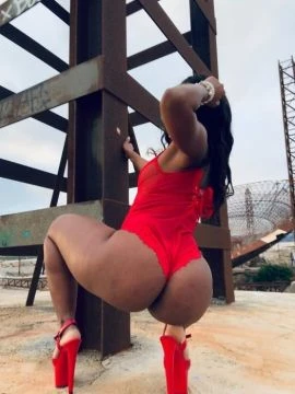 Noriana Eva — 5 / 9
