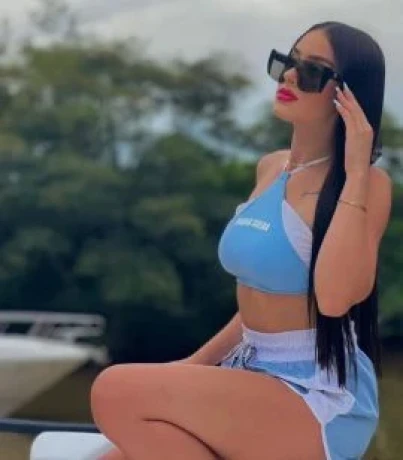 Roberta Linhares — 2 / 5