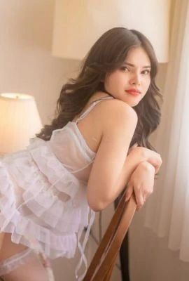Linda — 2 / 6