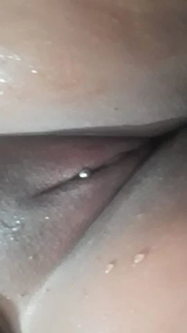 Manú Gomes, Escort, Niterói