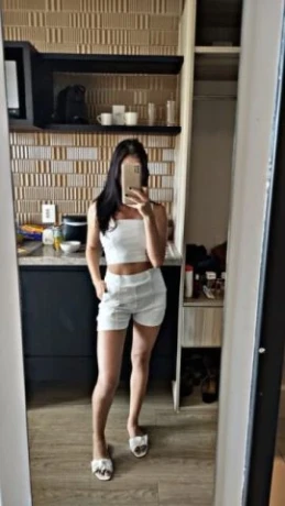 Aurora Virian — 8 / 9