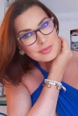 Miacan, Escort, Cannes