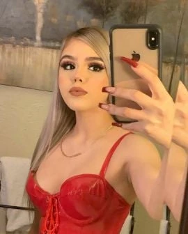 Jenna — 4 / 9